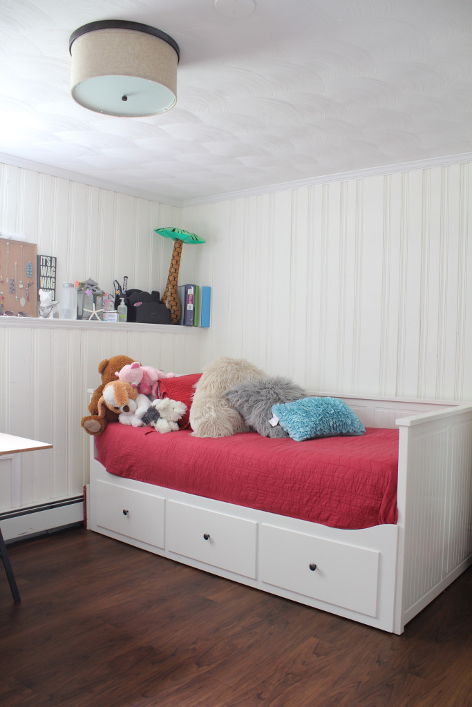 tween girls bedroom